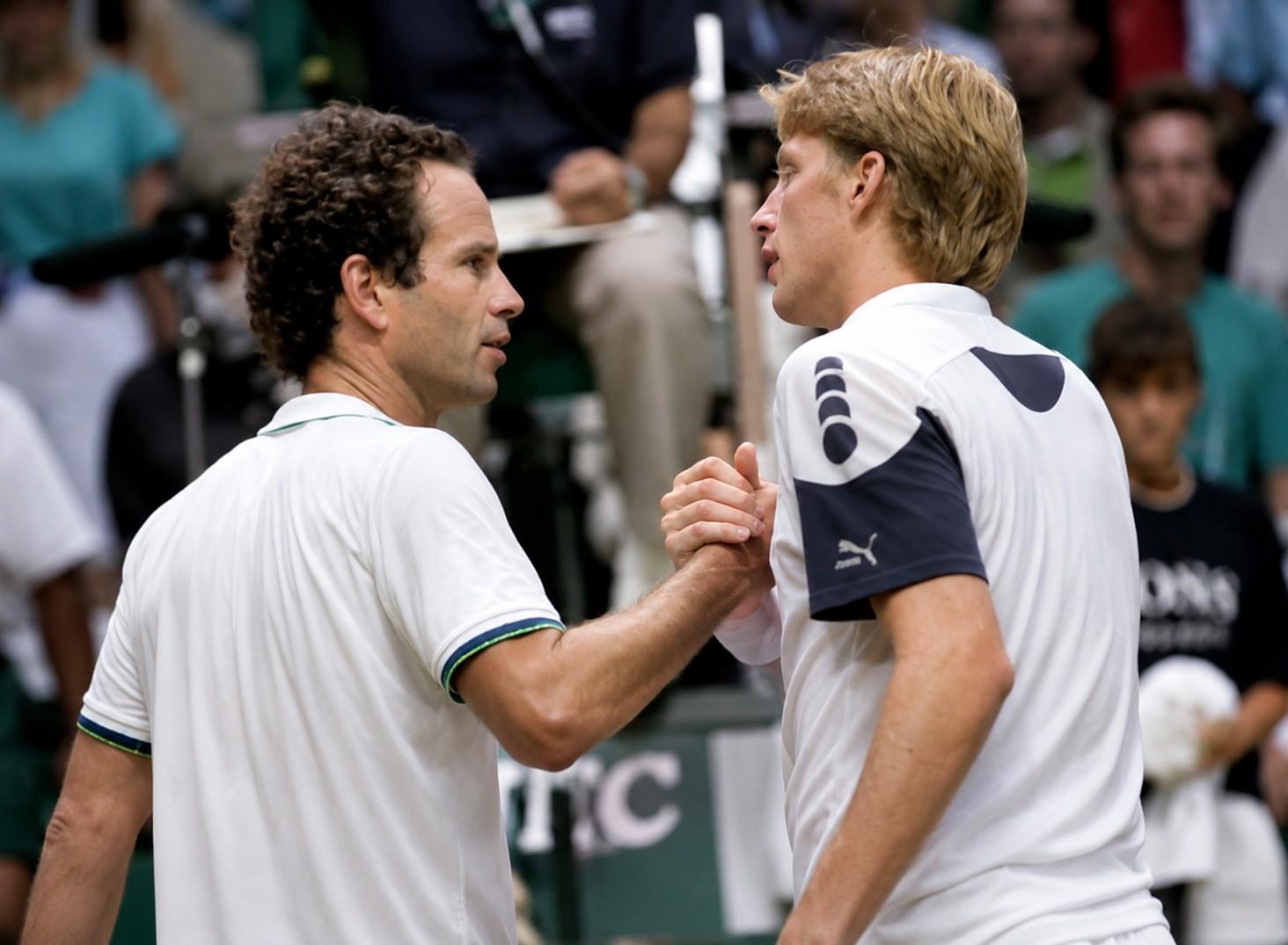 John McEnroe et Boris Becker après leur match de Coupe Davis à Hartford en 1987
