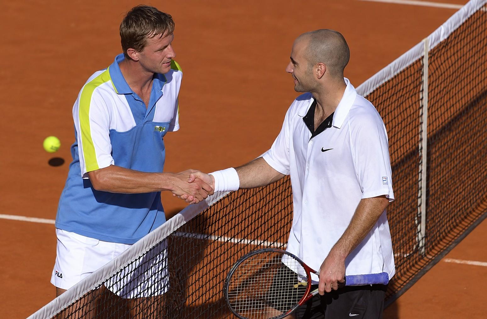Karol Kucera et Andre Agassi à Roland-Garros en 2000
