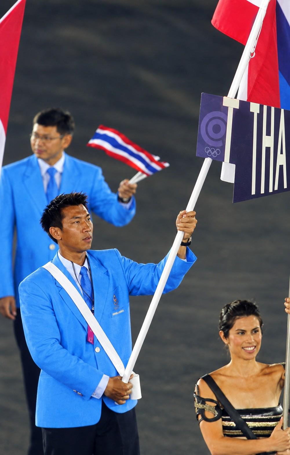 Paradorn Srichaphan porte-drapeau de la Thaïlande aux Jeux olympiques de 2004