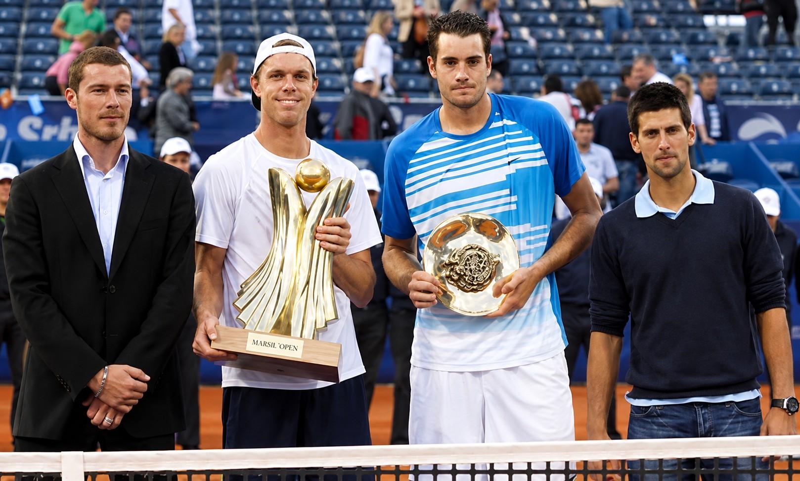 Sam Querrey et John Isner après la finale de Belgrade en 2010