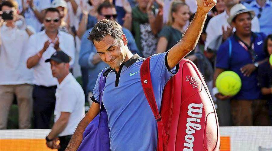Tommy Haas célèbre sa victoire sur Roger Federer à Stuttgart en 2017