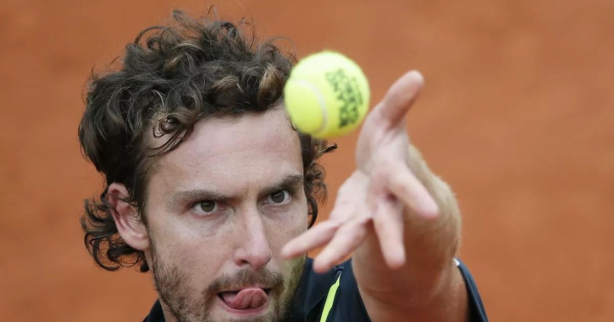 Ernests Gulbis au service