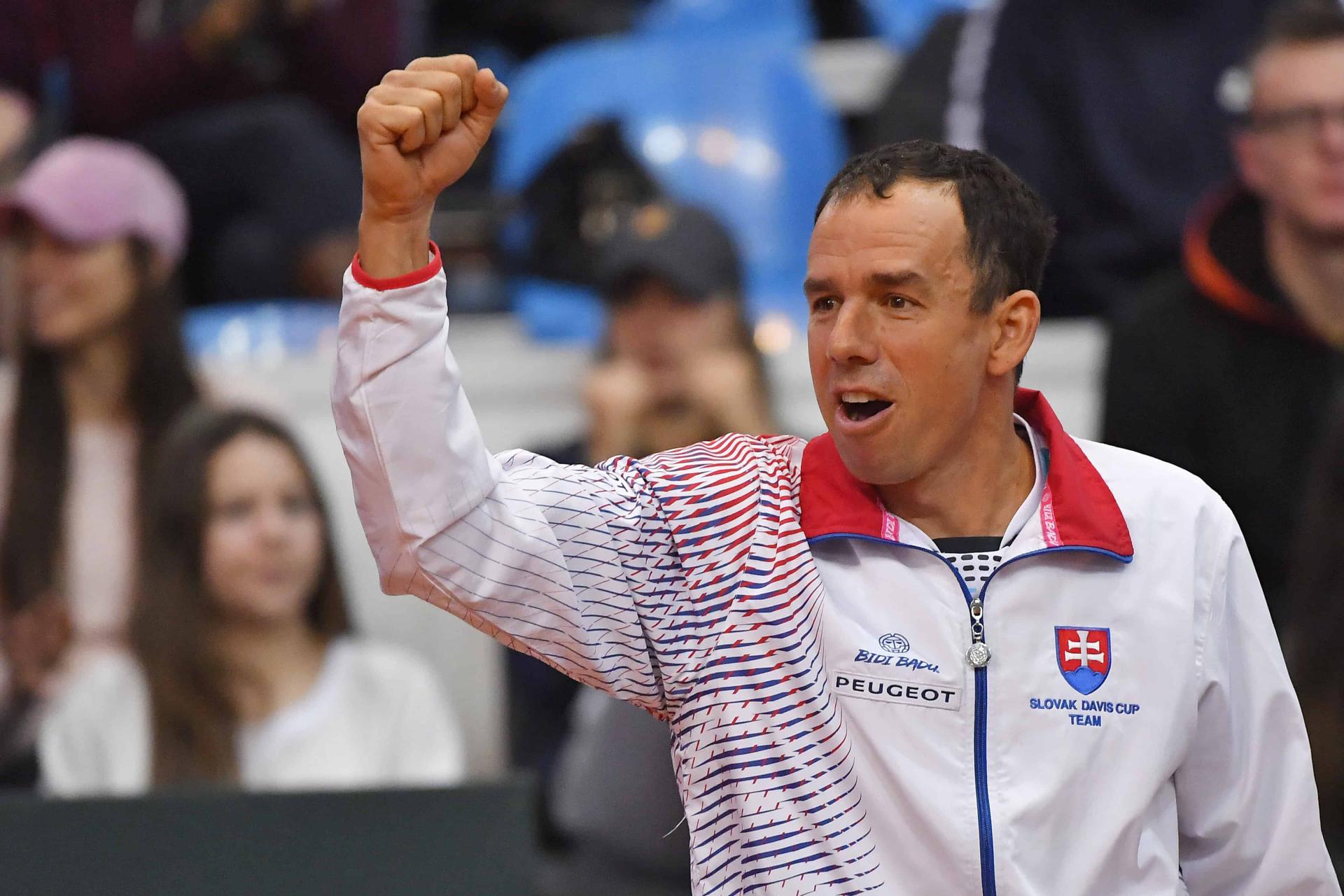 Dominik Hrbaty capitaine de l'équipe slovaque de Coupe Davis