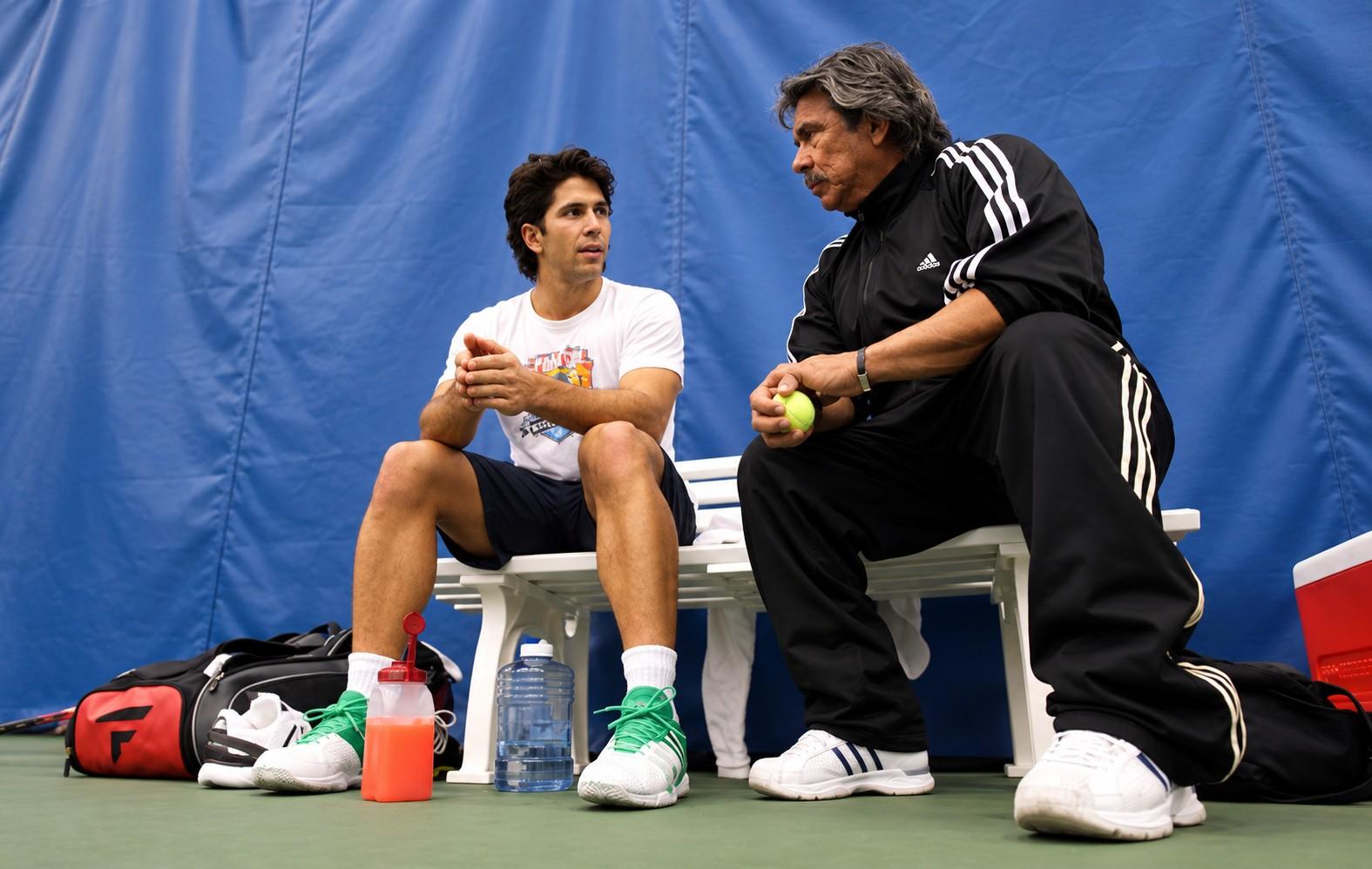 Fernando Verdasco échange avec Gil Reyes